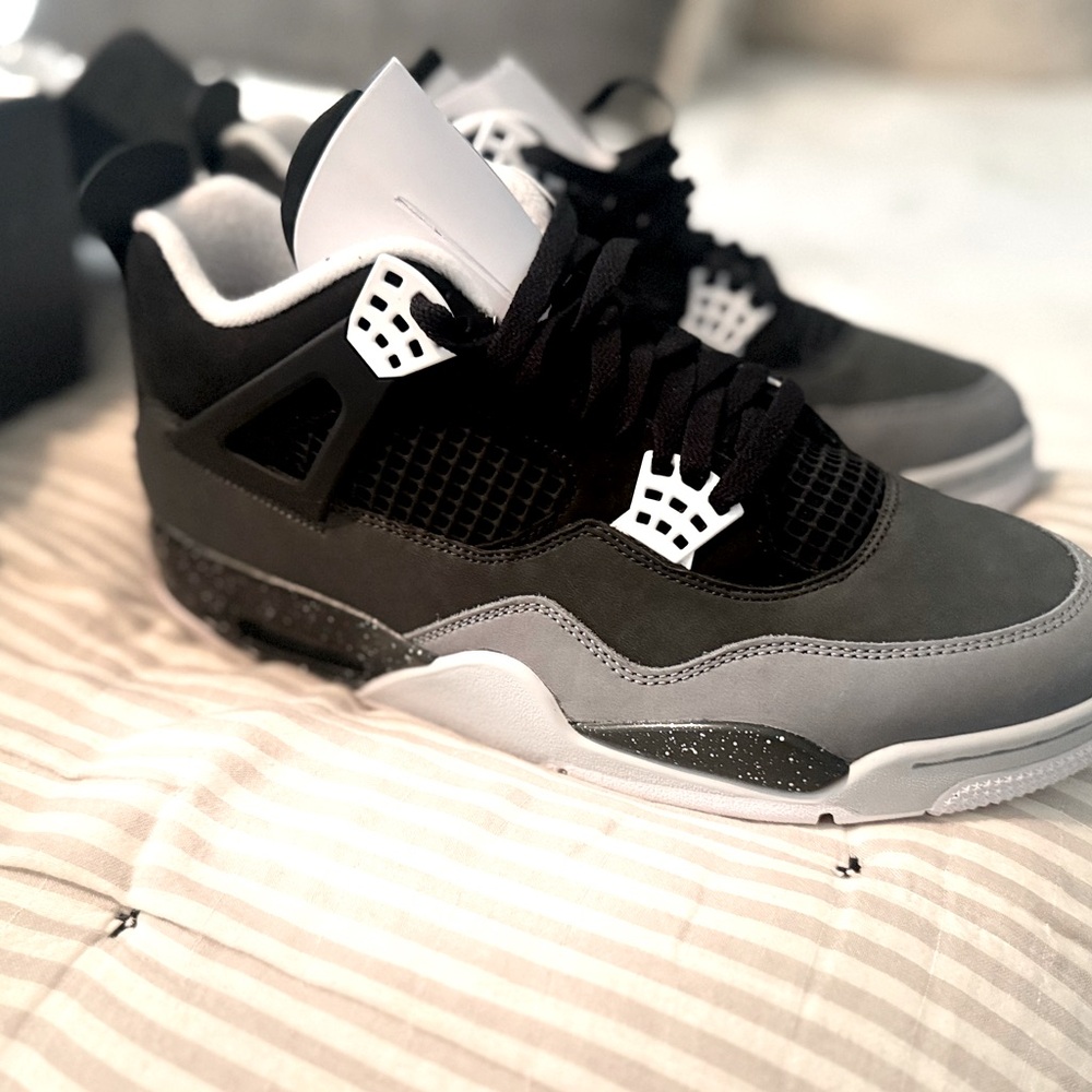 Air Jordan 4 Retro Fear